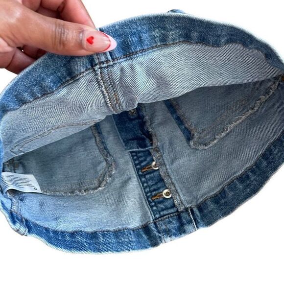Cat & Jack Girl’s High-Waisted Button Front Light Wash Denim Skirt Size XS 4/5 - Picture 3 of 8